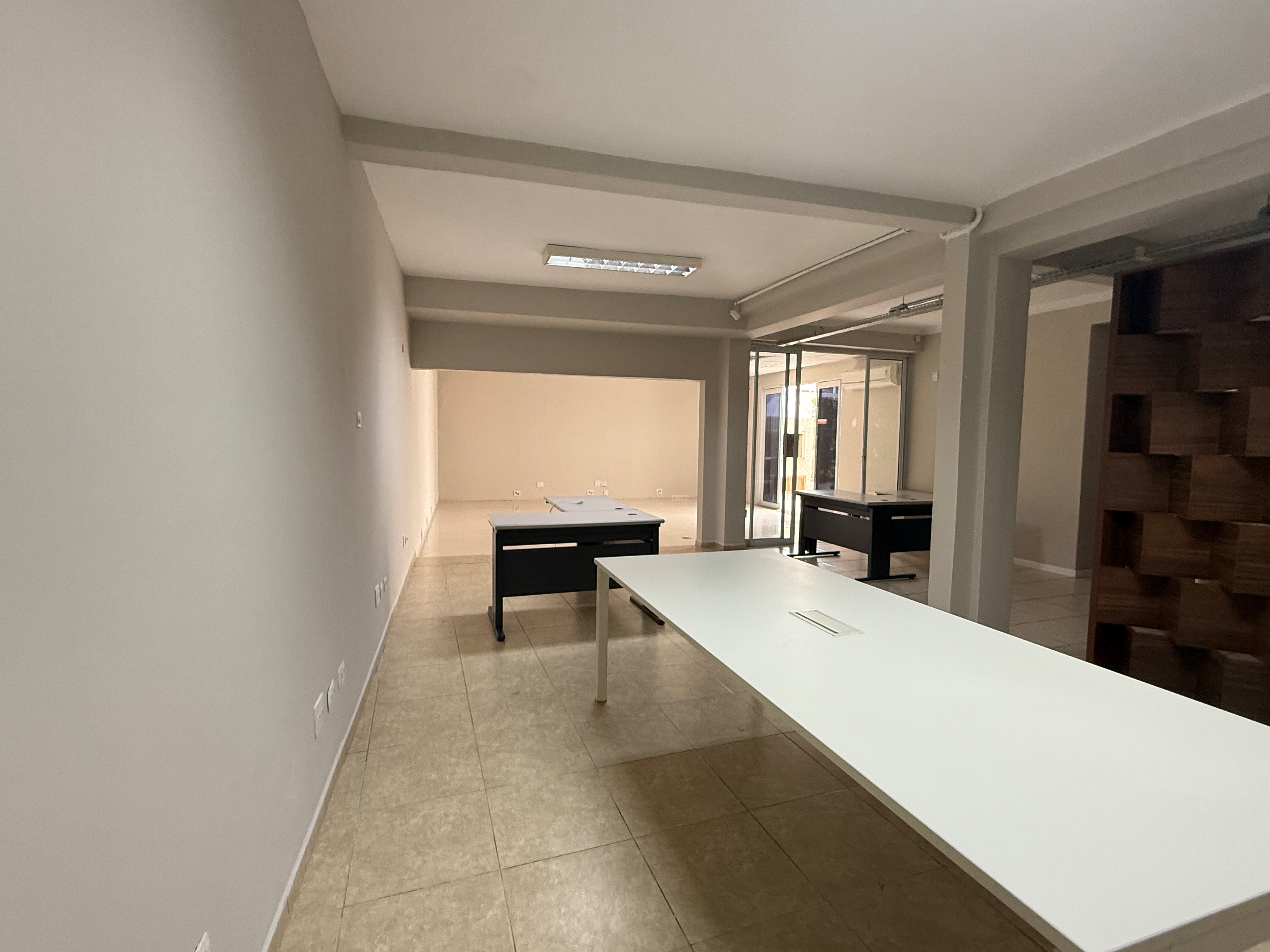Sala coworking compartilhada